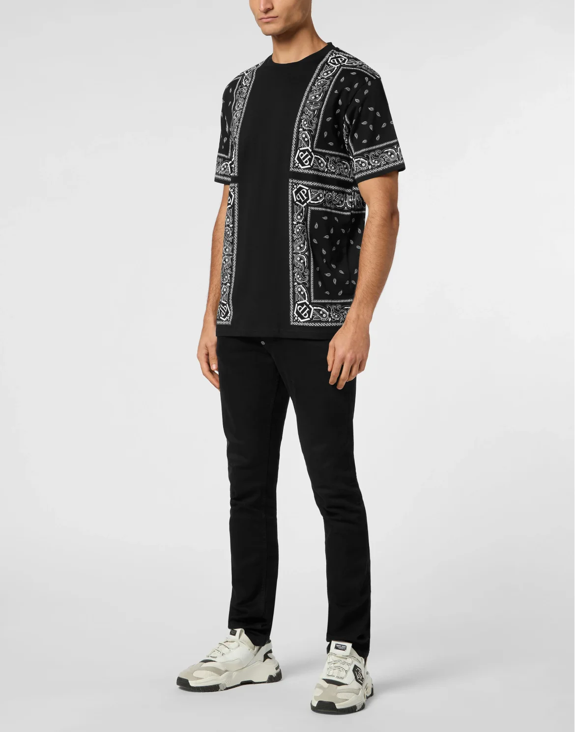 Round Neck T-Shirt Paisley, цвет: Черный