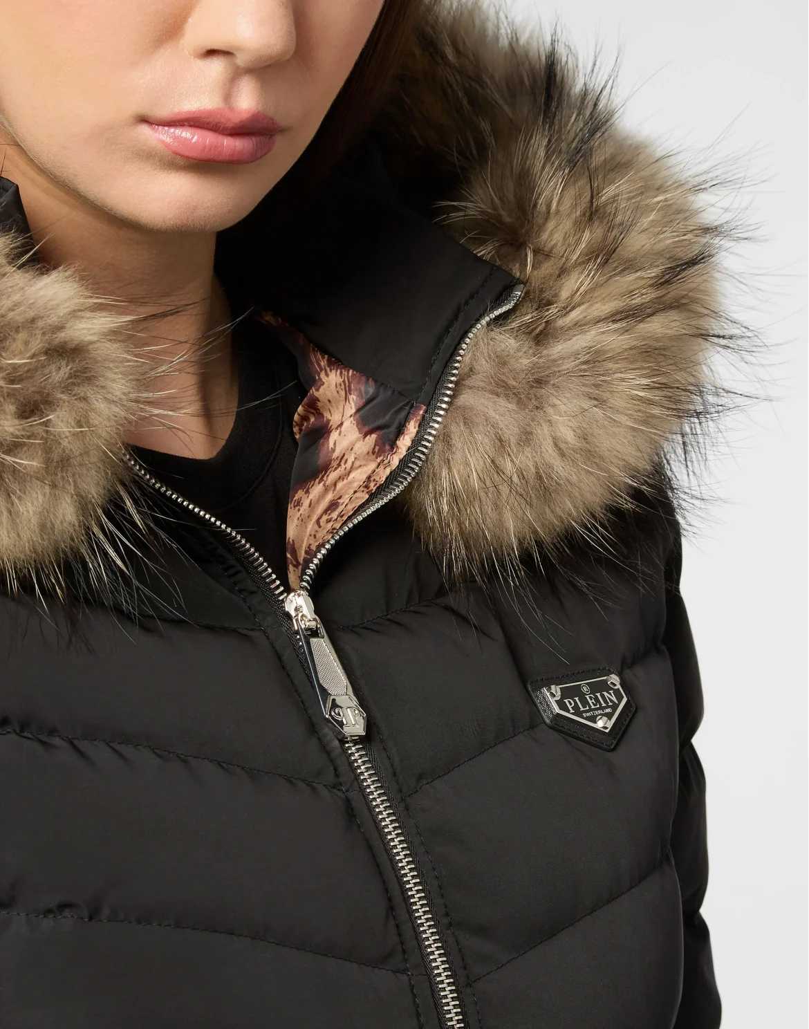 Nylon Puffer Long Down Jacket with Fur Collar, цвет: Черный