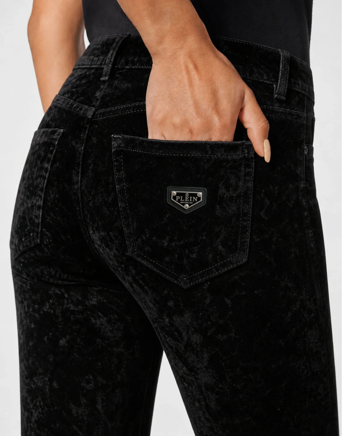 Velvet Slim Fit Jeans, цвет: Черный