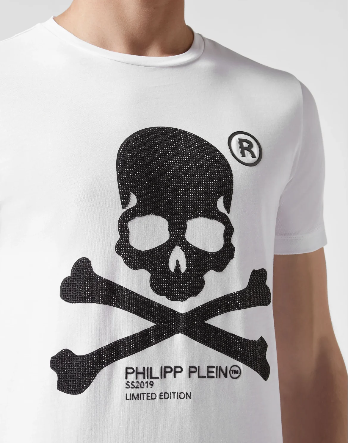 T-shirt Black Cut Round Neck Skull, цвет: Белый
