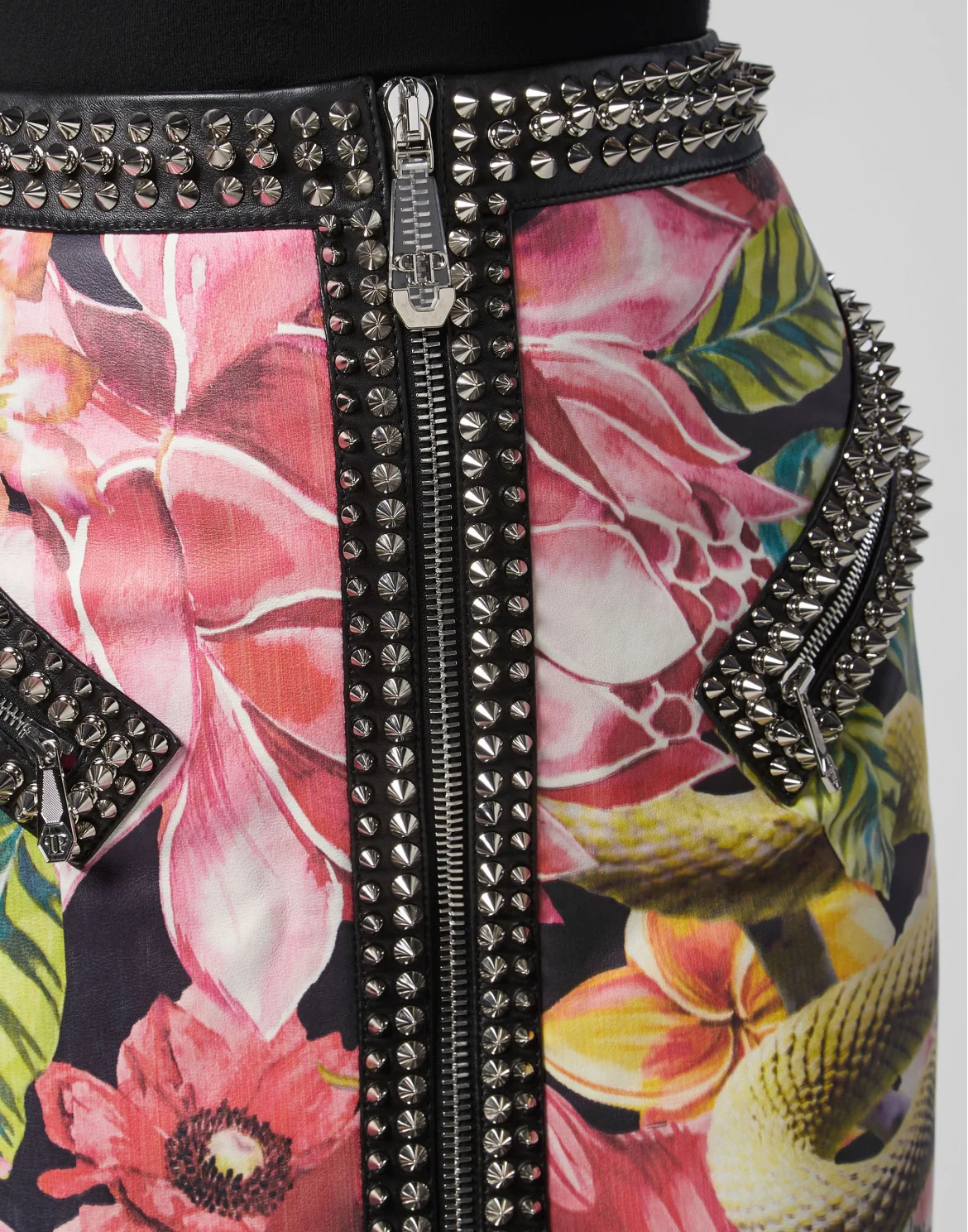 Leather Skirt Short Flowers, цвет: Черный