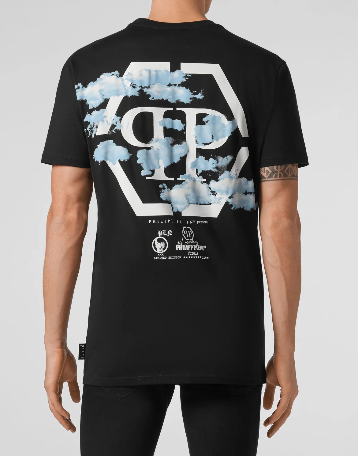 T-shirt Round Neck SS Clouds, цвет: Черный