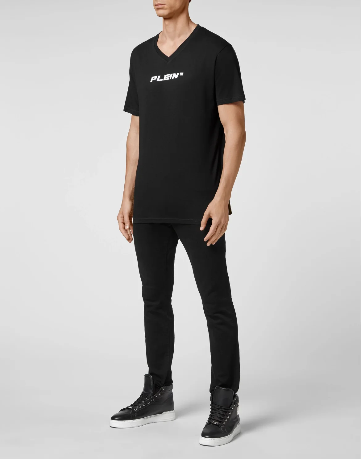 T-shirt V-Neck SS, цвет: Черный