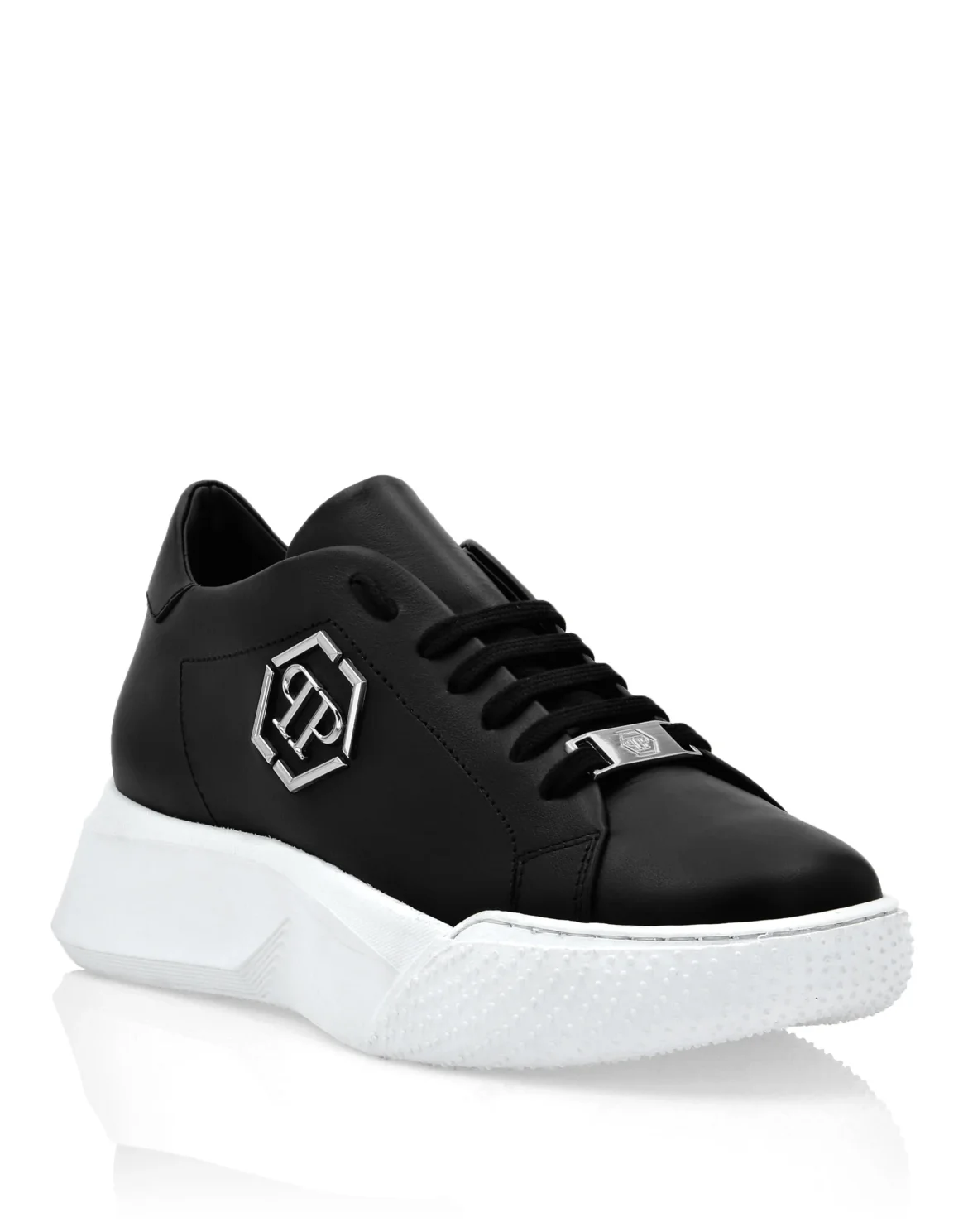 Leather Lo-Top Sneakers, цвет: Черный