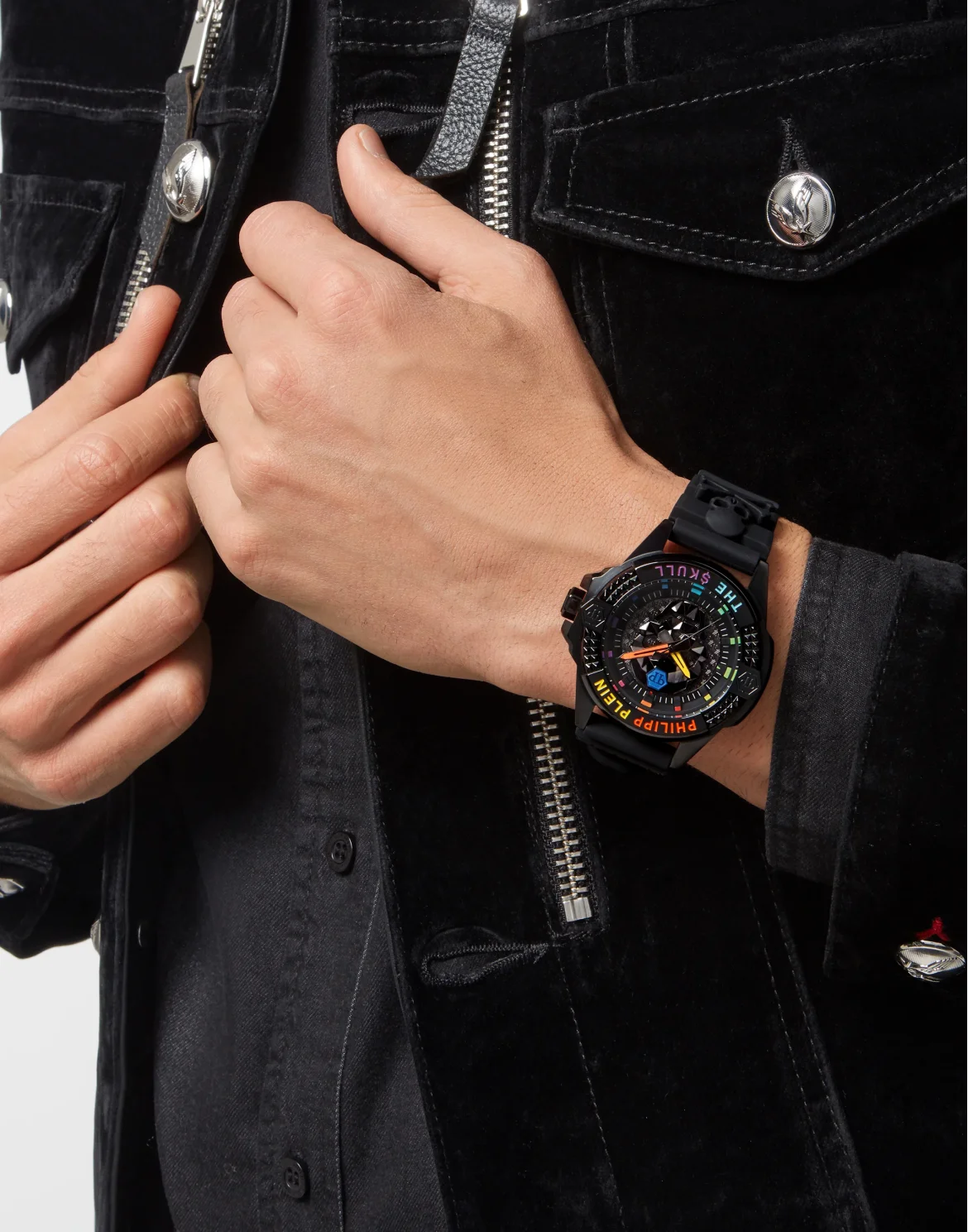 THE $KULL TITAN RAINBOW Watch with Crystals, цвет: Черный