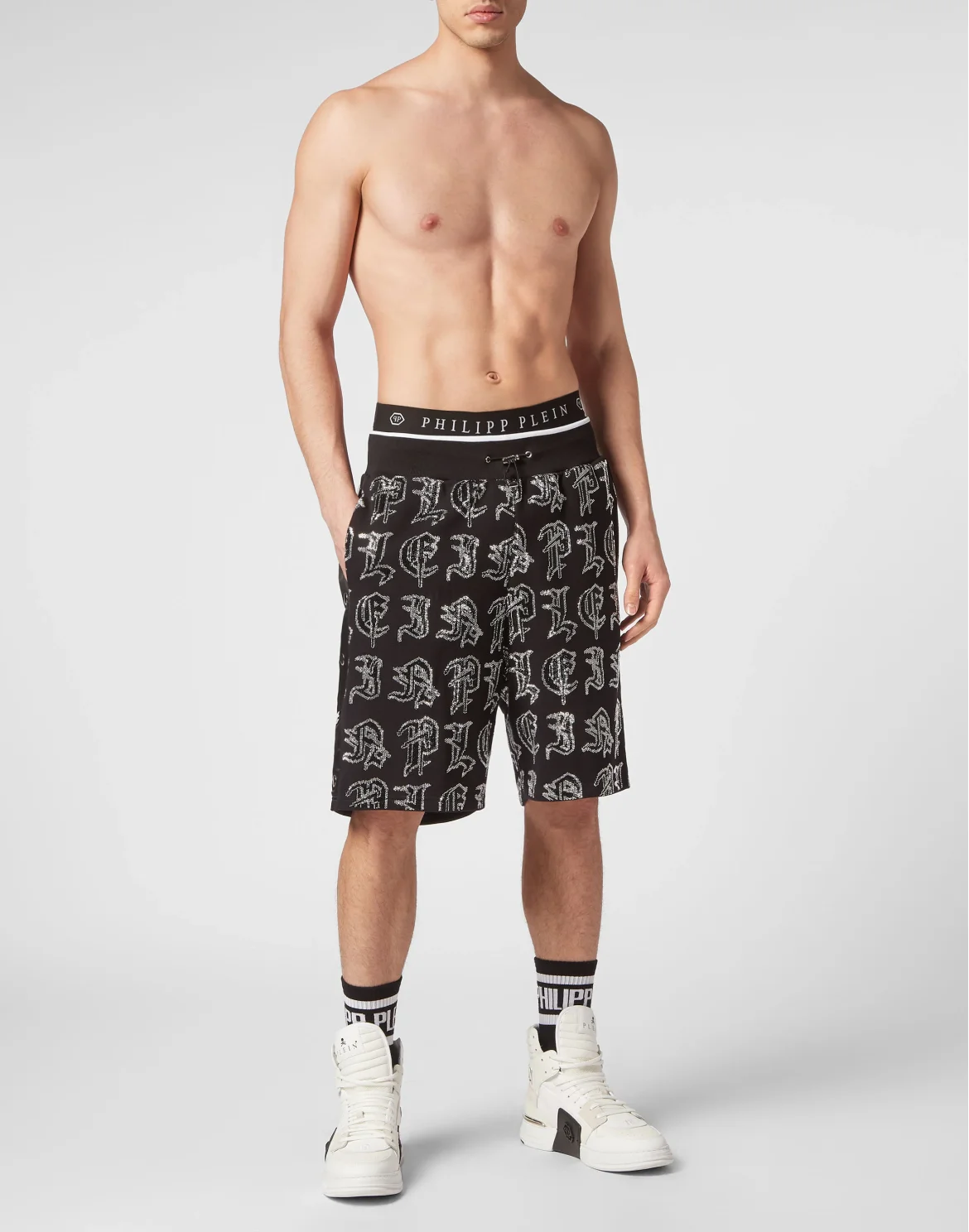 Jogging Shorts Gothic Plein, цвет: Черный