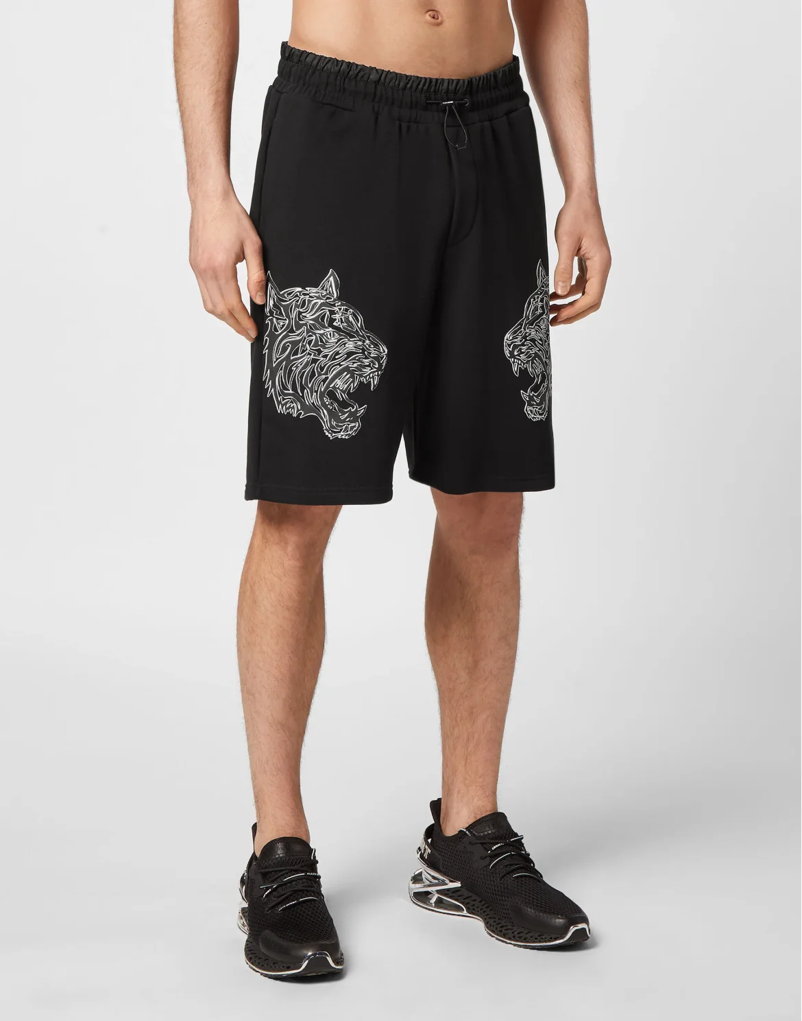 Jogging Shorts Tiger, цвет: Черный