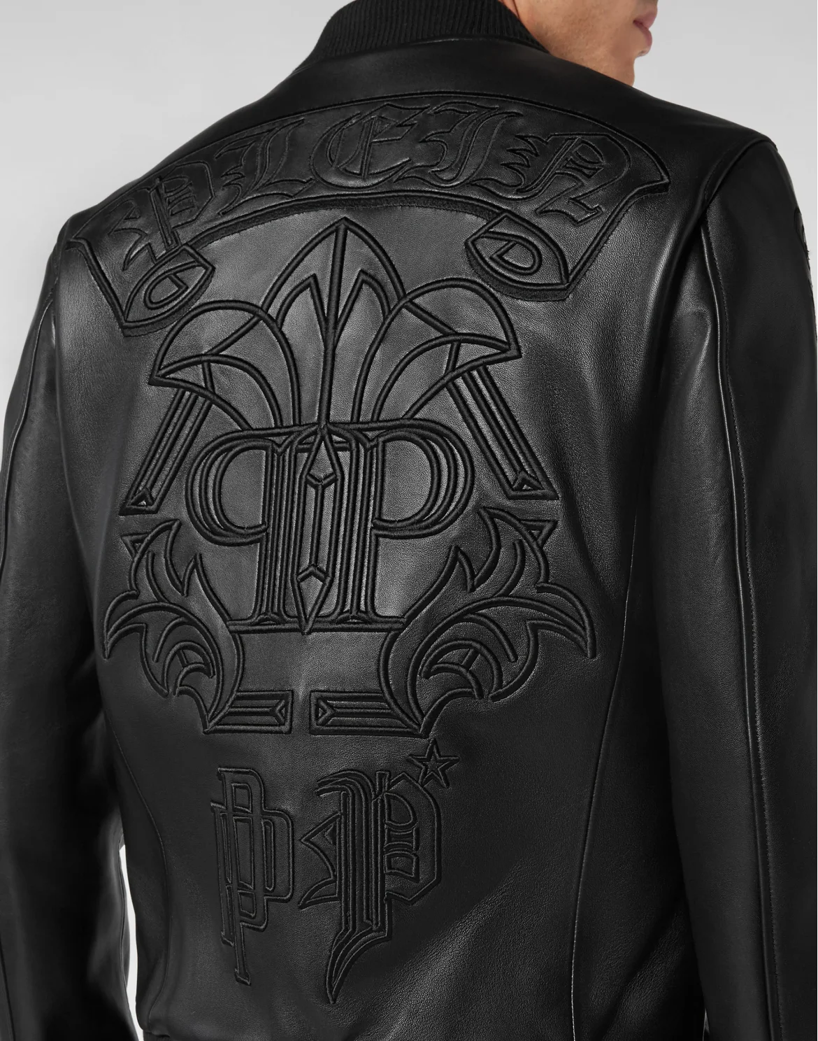 Leather Bomber Gothic Banner, цвет: Черный