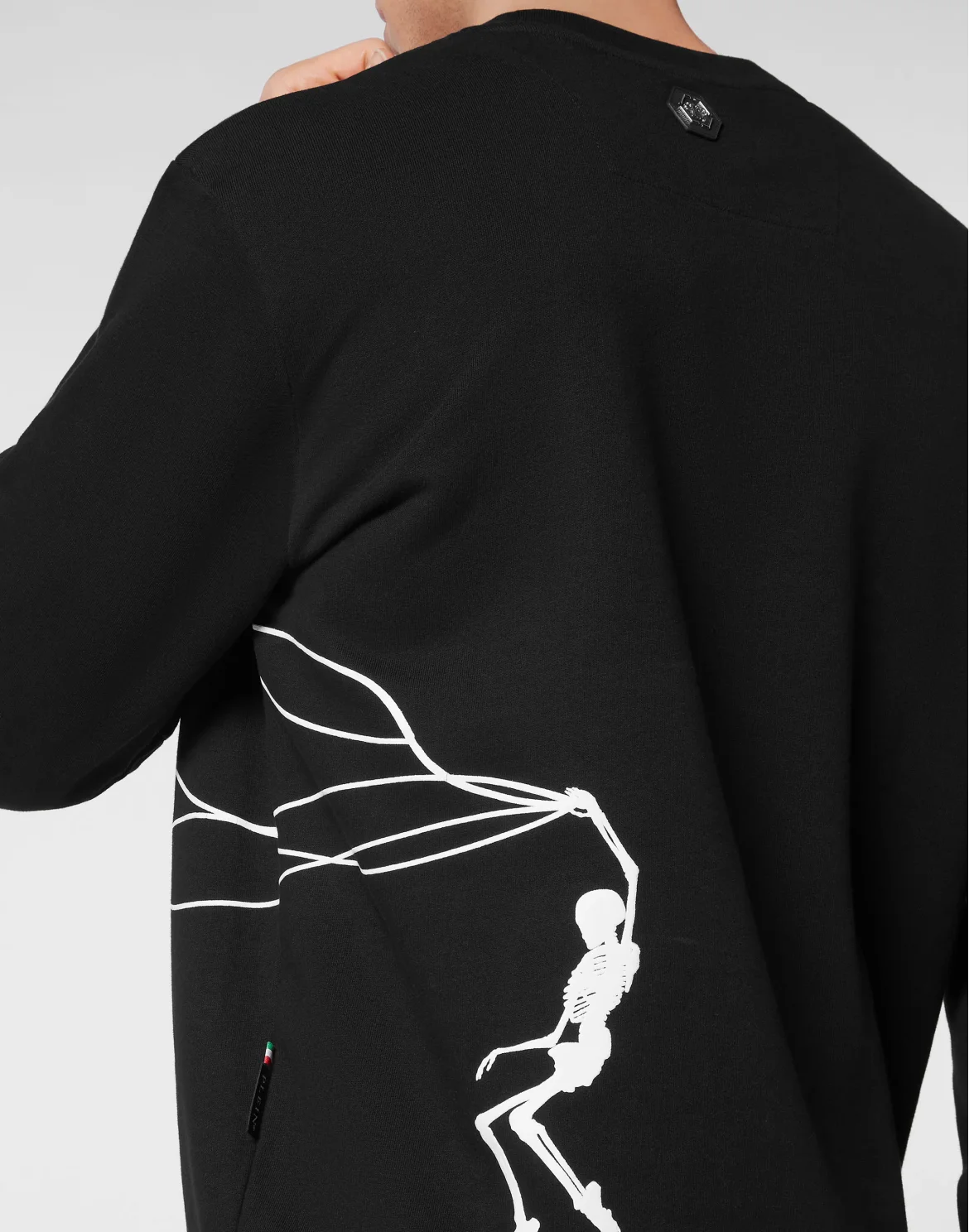 Roundneck, цвет: Черный