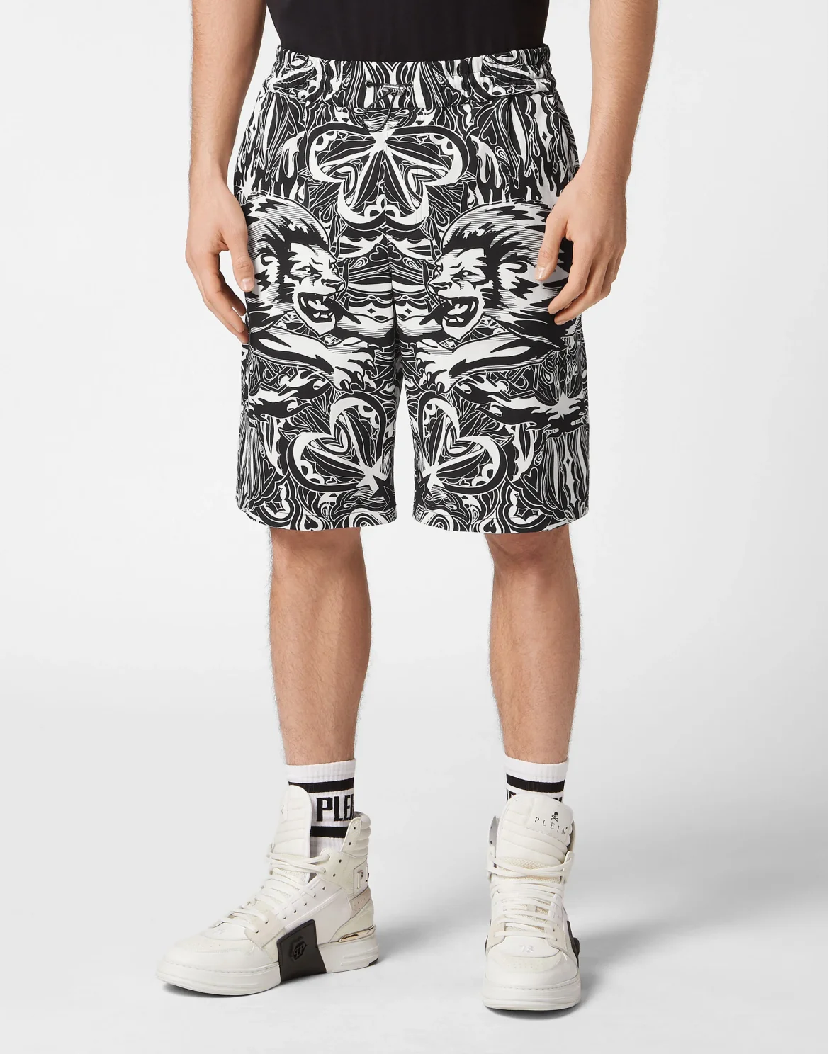 Cargo shorts Tribal Circus, цвет: Черный
