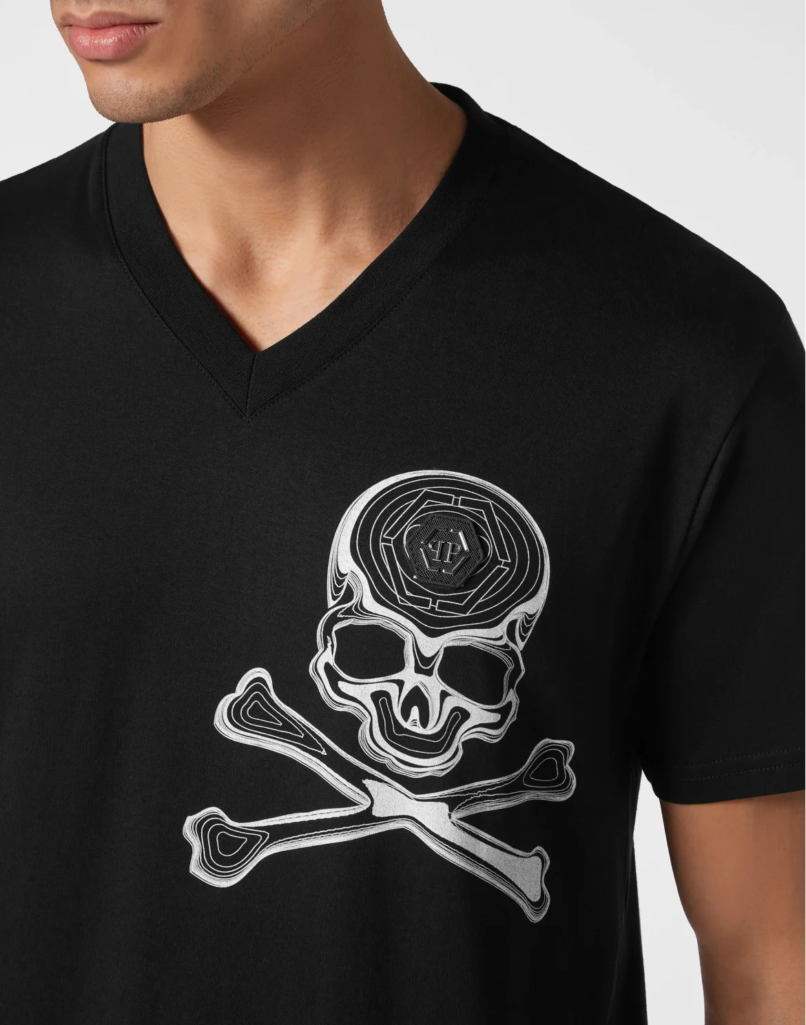 T-shirt V Neck SS Skull&Bones, цвет: Черный