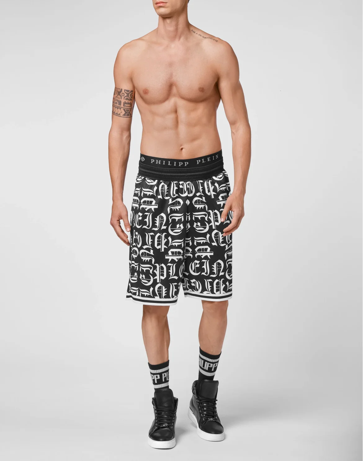 Basket Jogging Shorts Gothic Plein, цвет: Черный