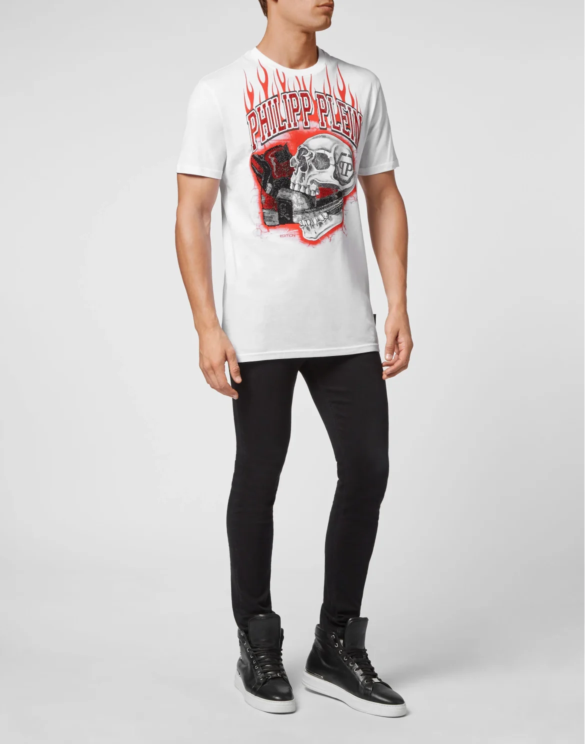 T-shirt Round Neck SS Skull on fire with Crystals, цвет: Белый