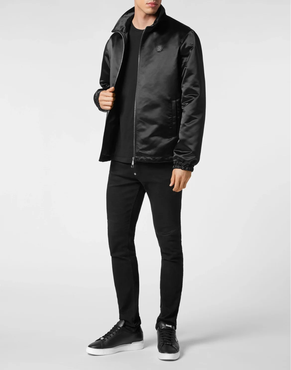 Satin Windbreaker, цвет: Черный