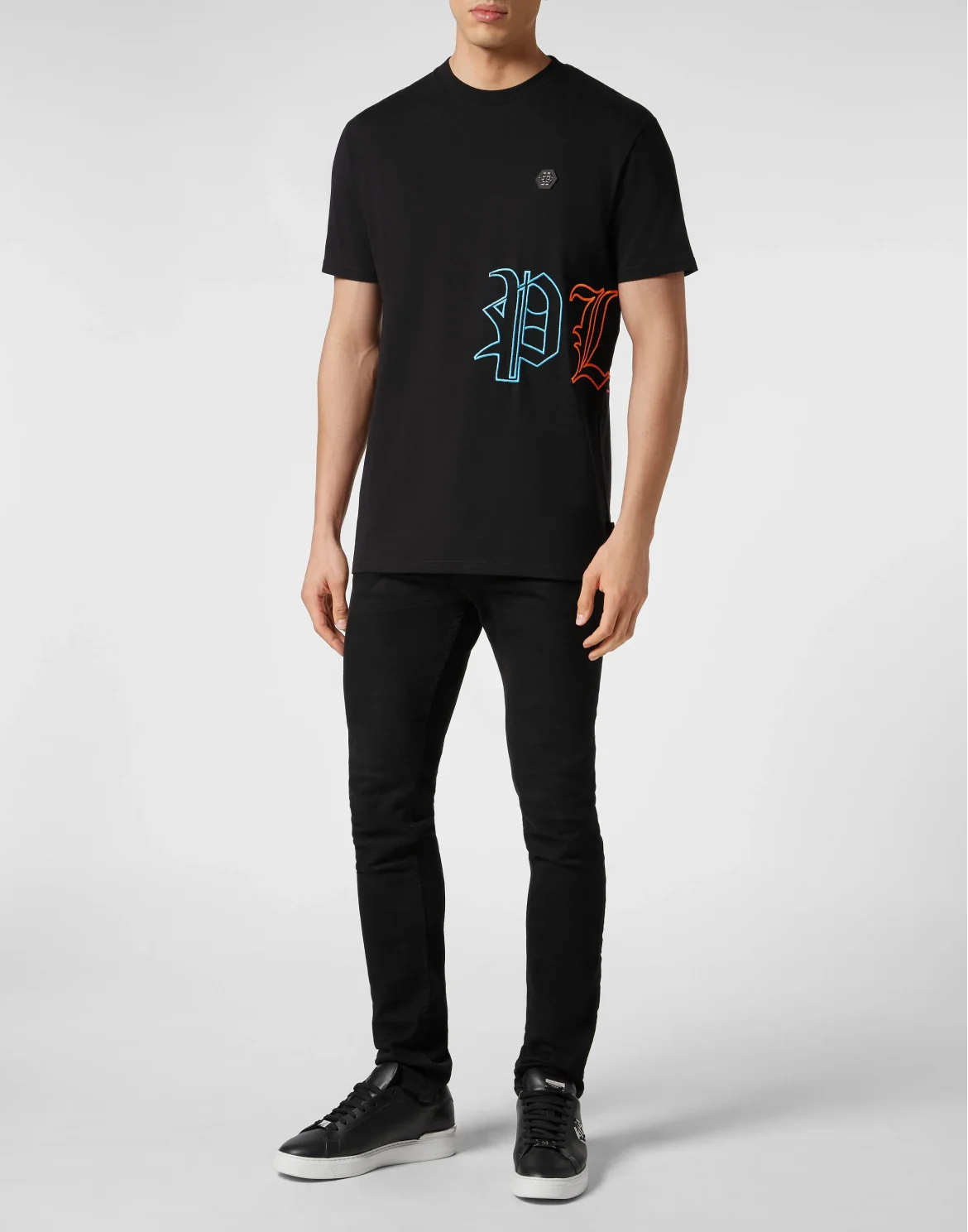 Embroidered T-shirt Round Neck SS, цвет: Черный