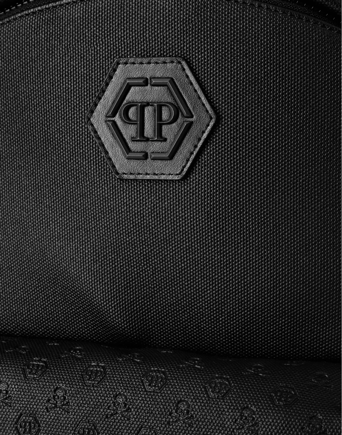 Backpack Saffiano Leather Monogram, цвет: Черный