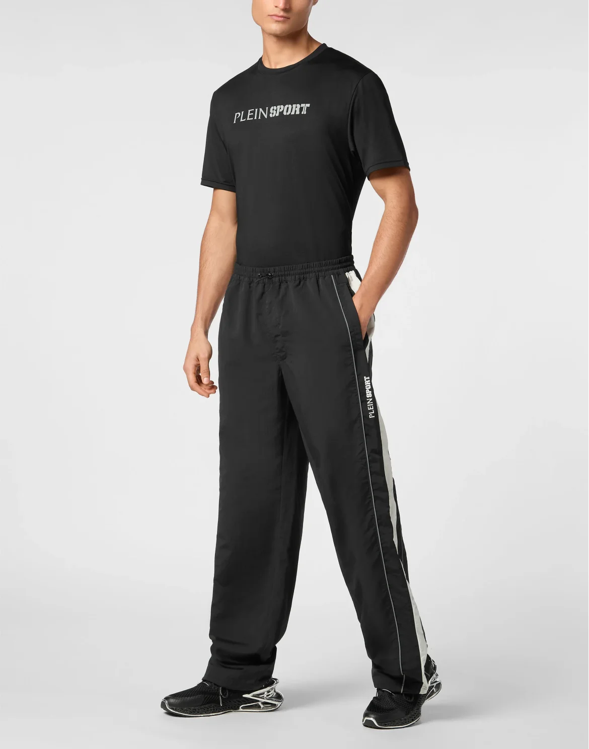 Nylon Loose Fit Jogging Trousers, цвет: Черный
