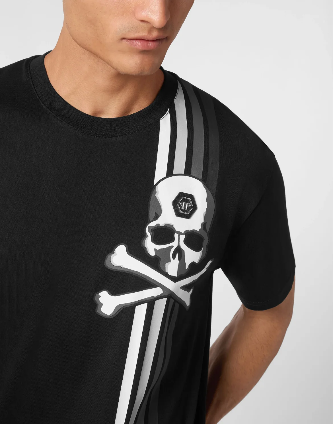 T-shirt Round Neck SS Stripes Skull&Bones, цвет: Черный