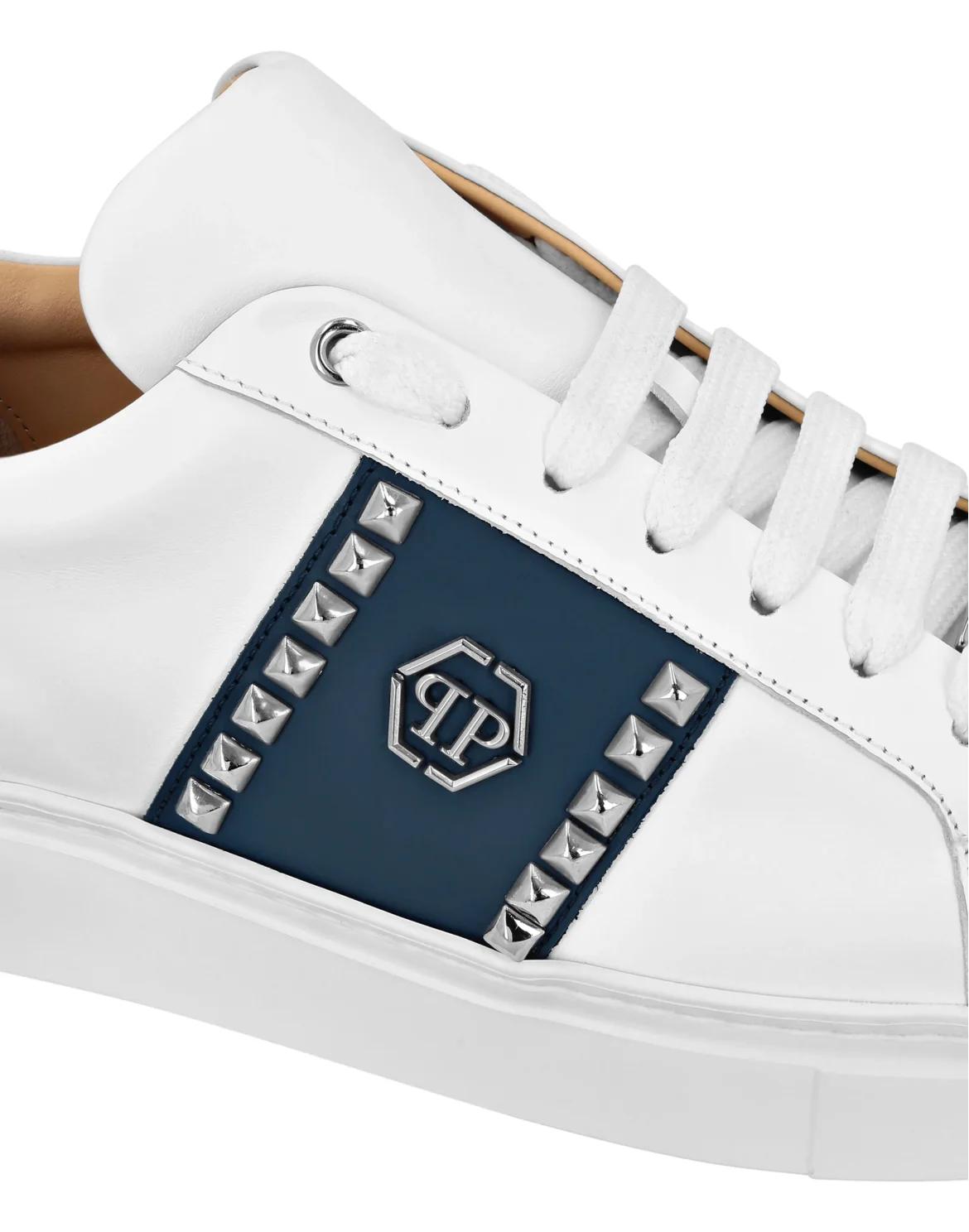 Leather Lo-Top Sneakers Studs, цвет: Белый