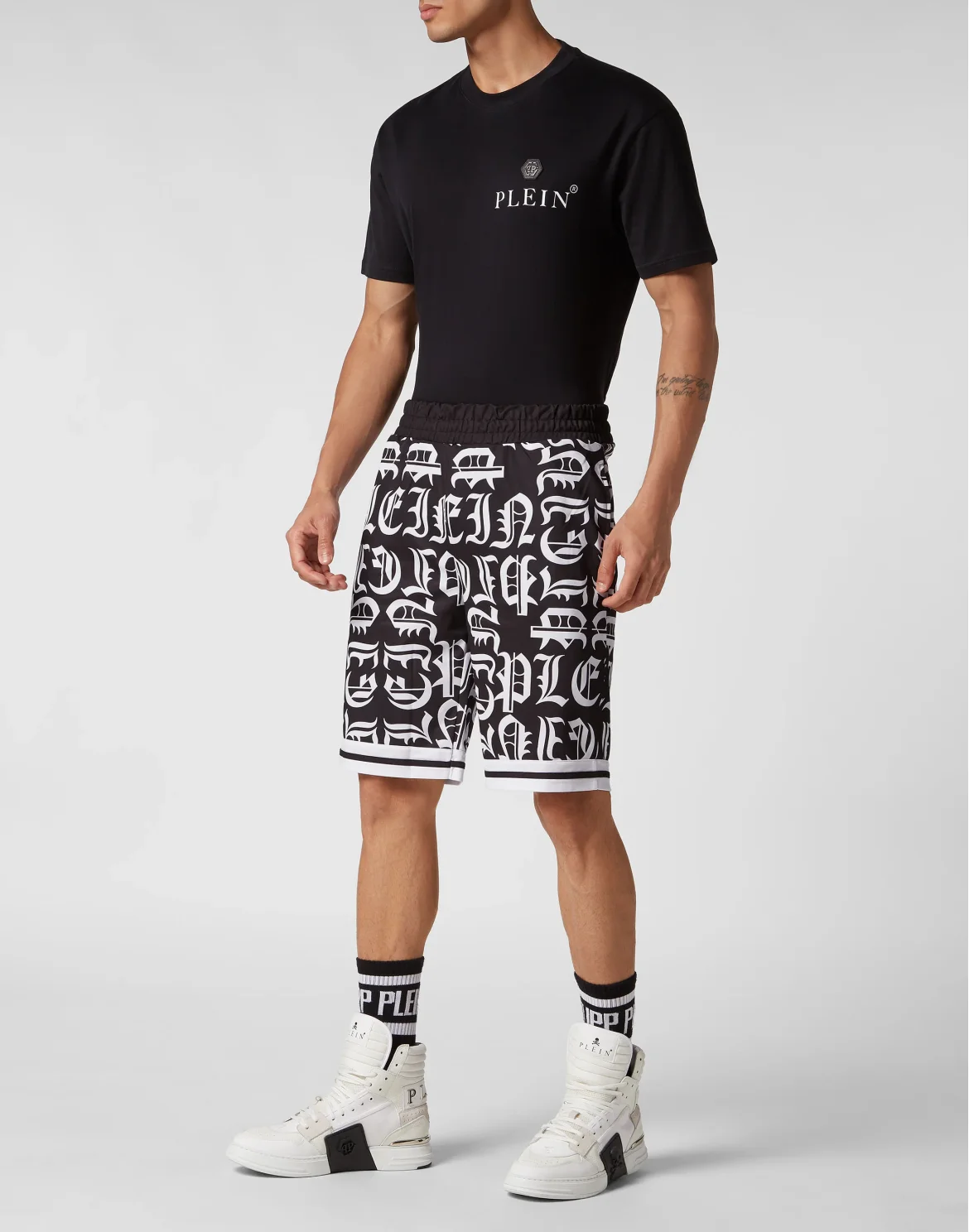 Basket Jogging Shorts Gothic Plein, цвет: Черный