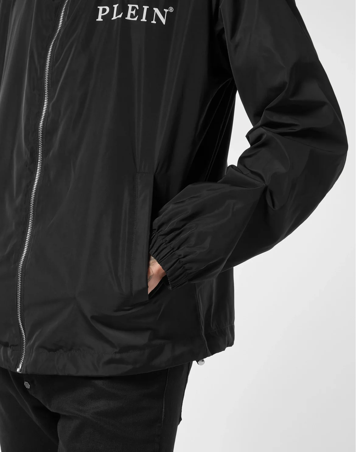 Nylon Windbreaker, цвет: Черный