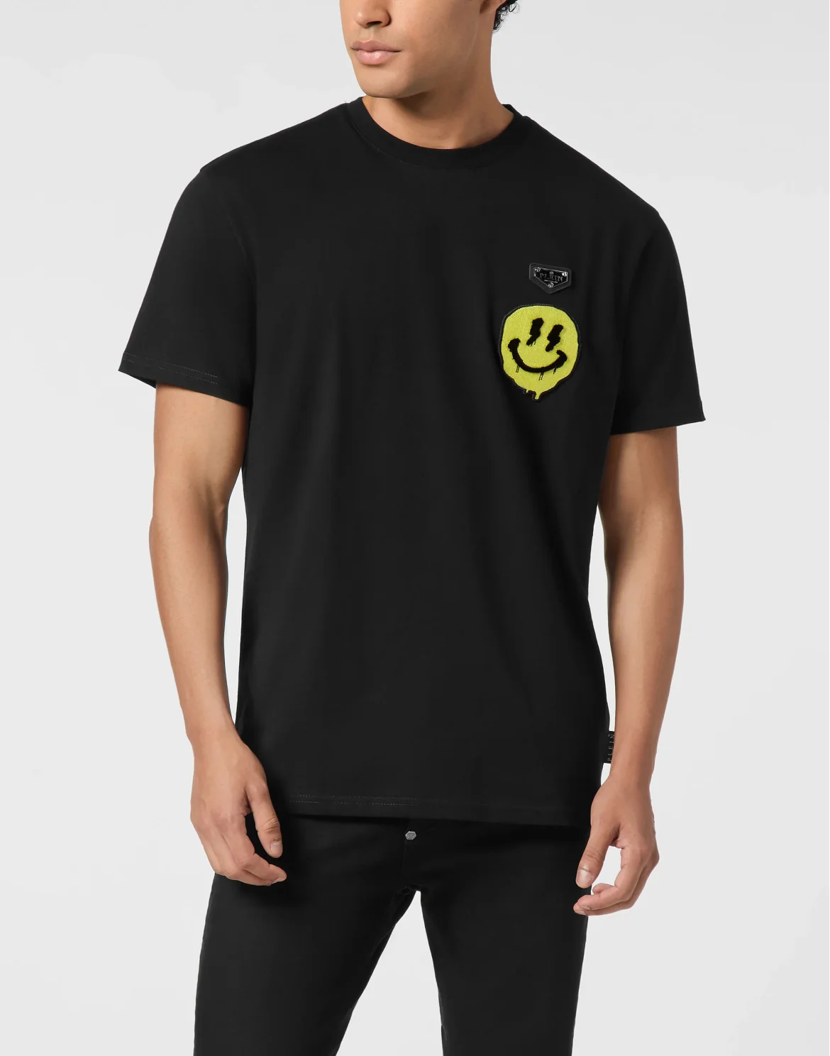 Round Neck T-Shirt Smile Patch, цвет: Черный