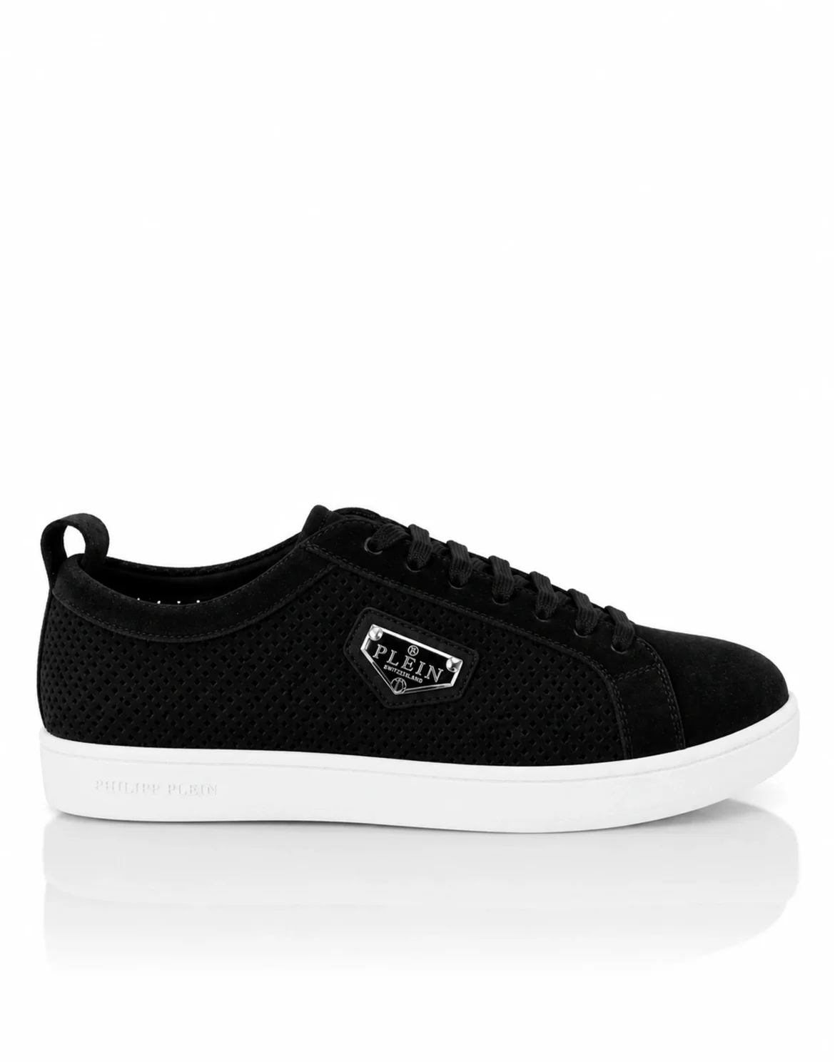 Perforated Suede Low-Top Sneakers, цвет: Черный