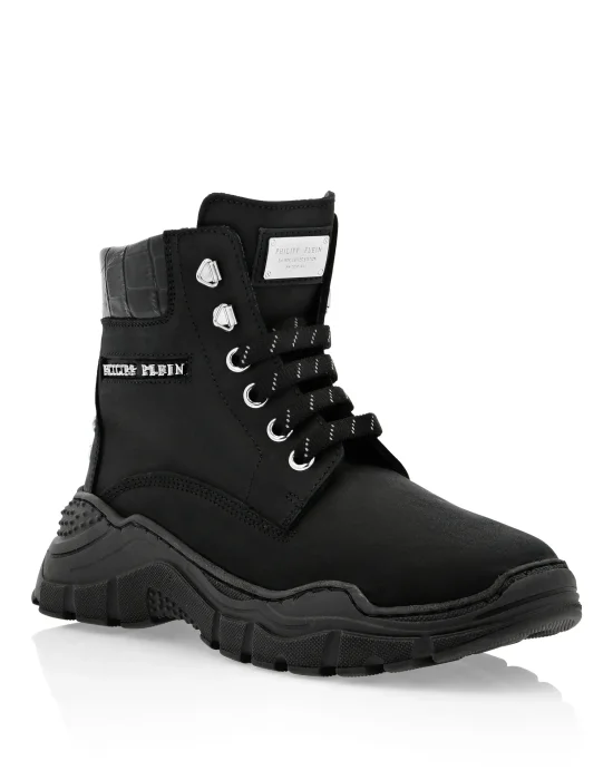 Boots Low Flat Skull
