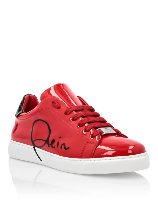 Lo-Top Sneakers Signature
