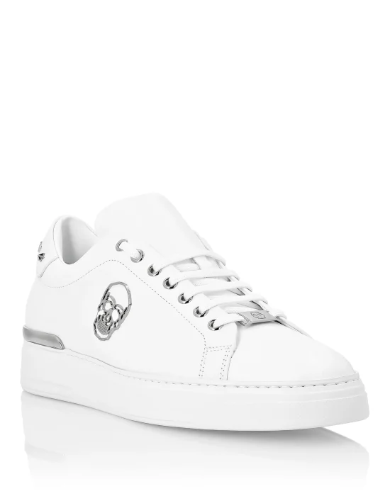 Lo-Top Sneakers The $kull TM