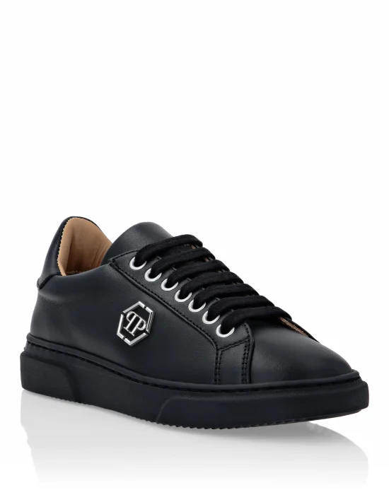 Leather Lo-Top Sneakers Hexagon