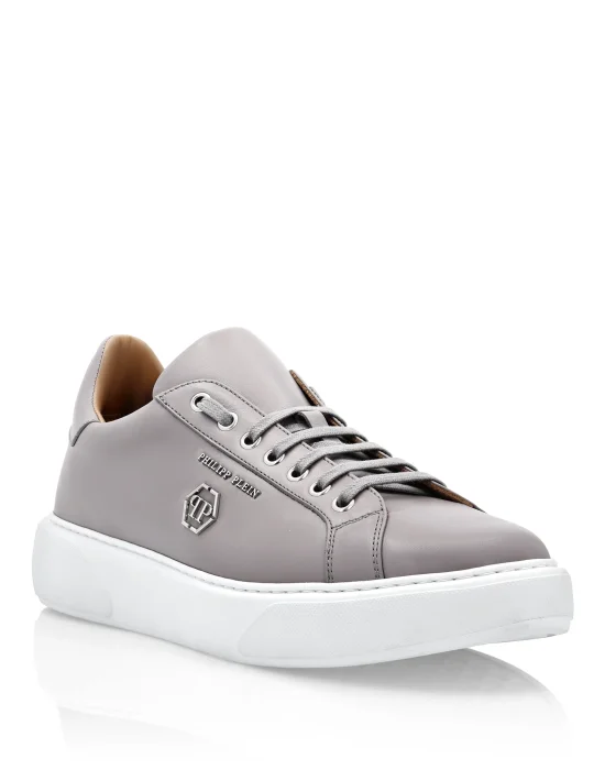 Leather Lo-Top Sneakers Hexagon