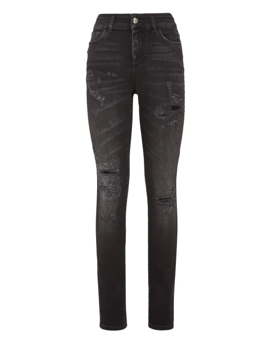 Slim Fit Statement