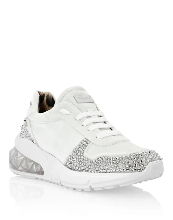 Runner velvet Studs