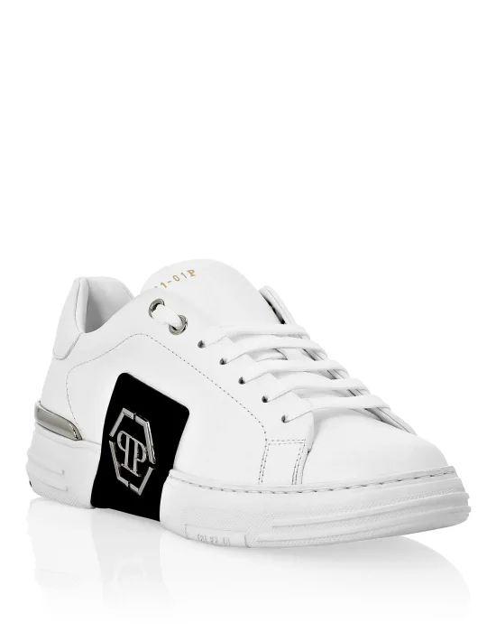 LO-TOP SNEAKERS PHANTOM KICK$ LEATHER Platinum HEXAGON