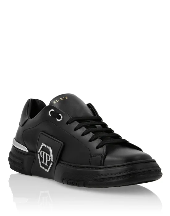 LO-TOP SNEAKERS PHANTOM KICK$ LEATHER Platinum HEXAGON