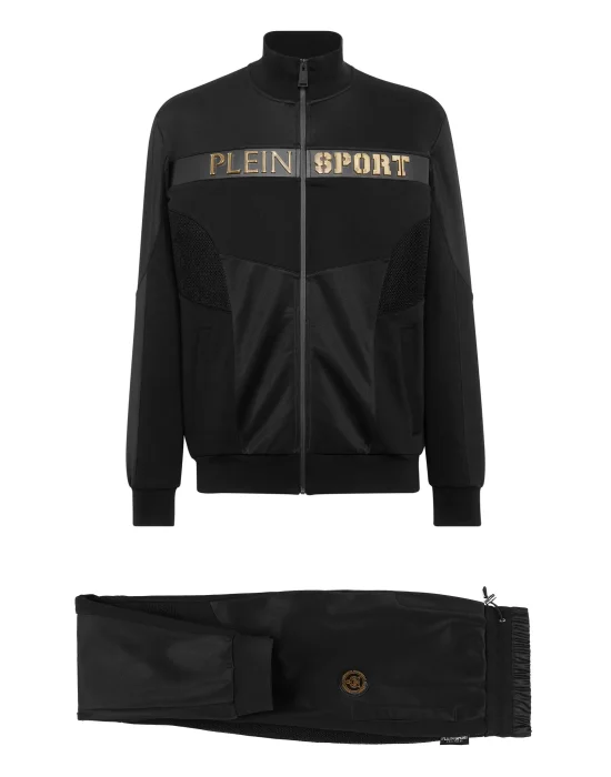 Tracksuit: Zip-up Jacket + jogging pants Statement