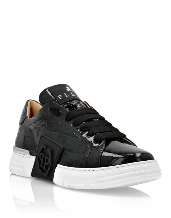 Croco Effect Lo-Top Sneakers