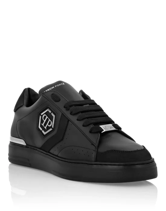 Low Top Sneakers Arrow Force