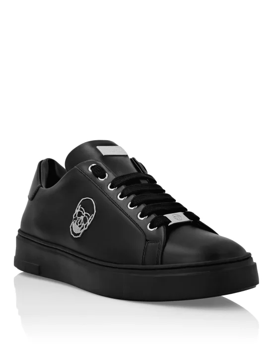 Nappa Leather Lo-Top Sneakers Skull