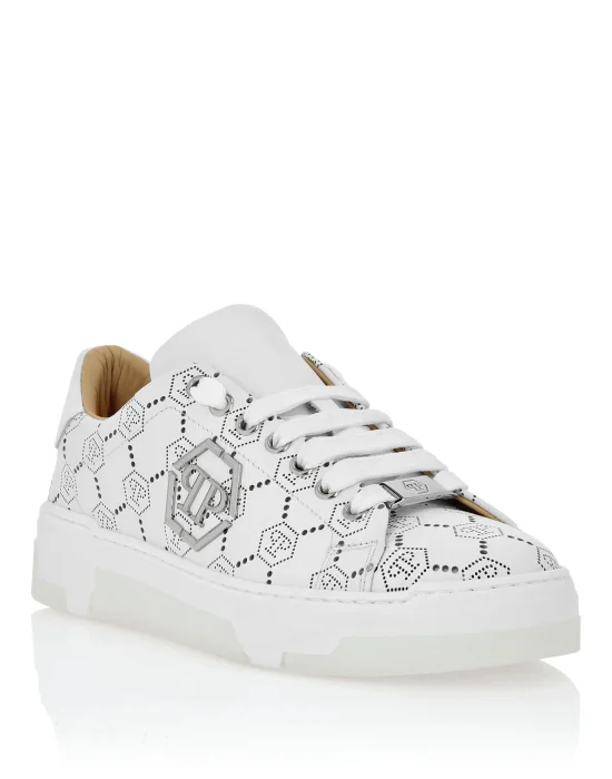 Low Top Leather Skeakers Matte Monogram