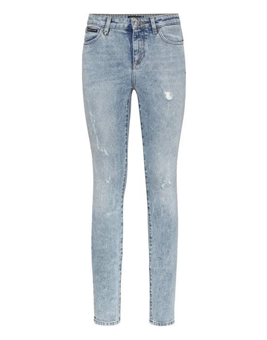 Slim Fit Statement