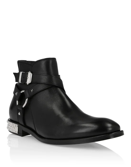 Boots Low Flat Stars
