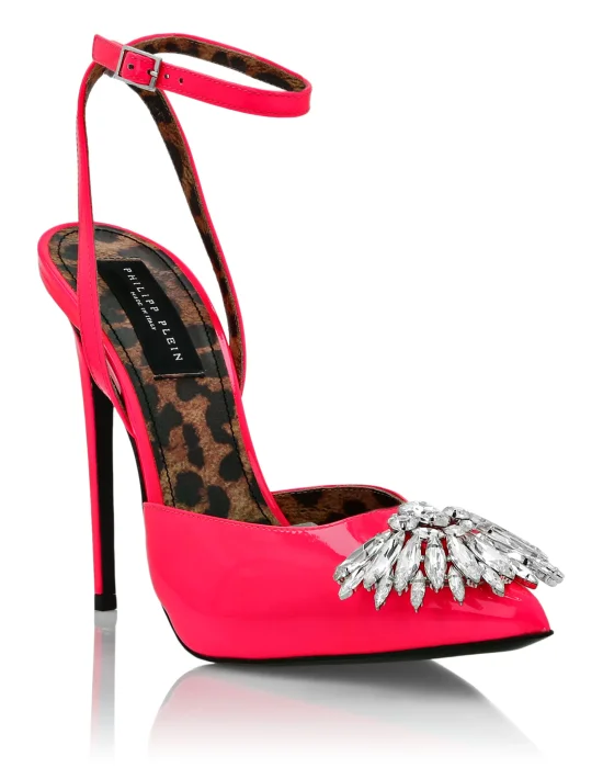 Patent Leather Decollete Hi- Heels Brooches