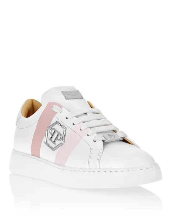Leather Lo-Top Sneakers Hexagon