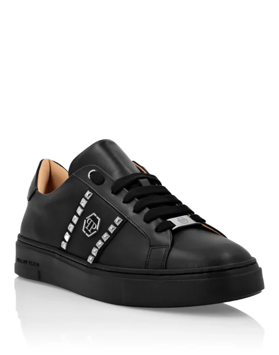 Leather Lo-Top Sneakers Studs