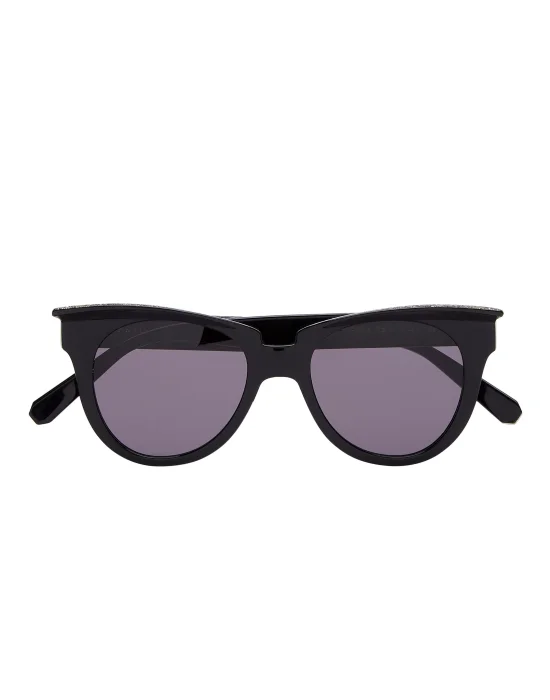 Sunglasses Statement