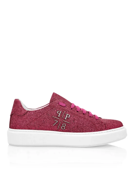 Lo-Top Sneakers
