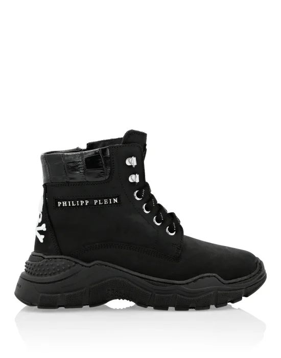 Boots Low Flat Skull