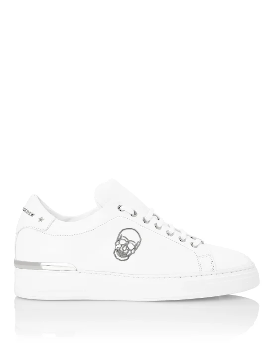 Lo-Top Sneakers The $kull TM